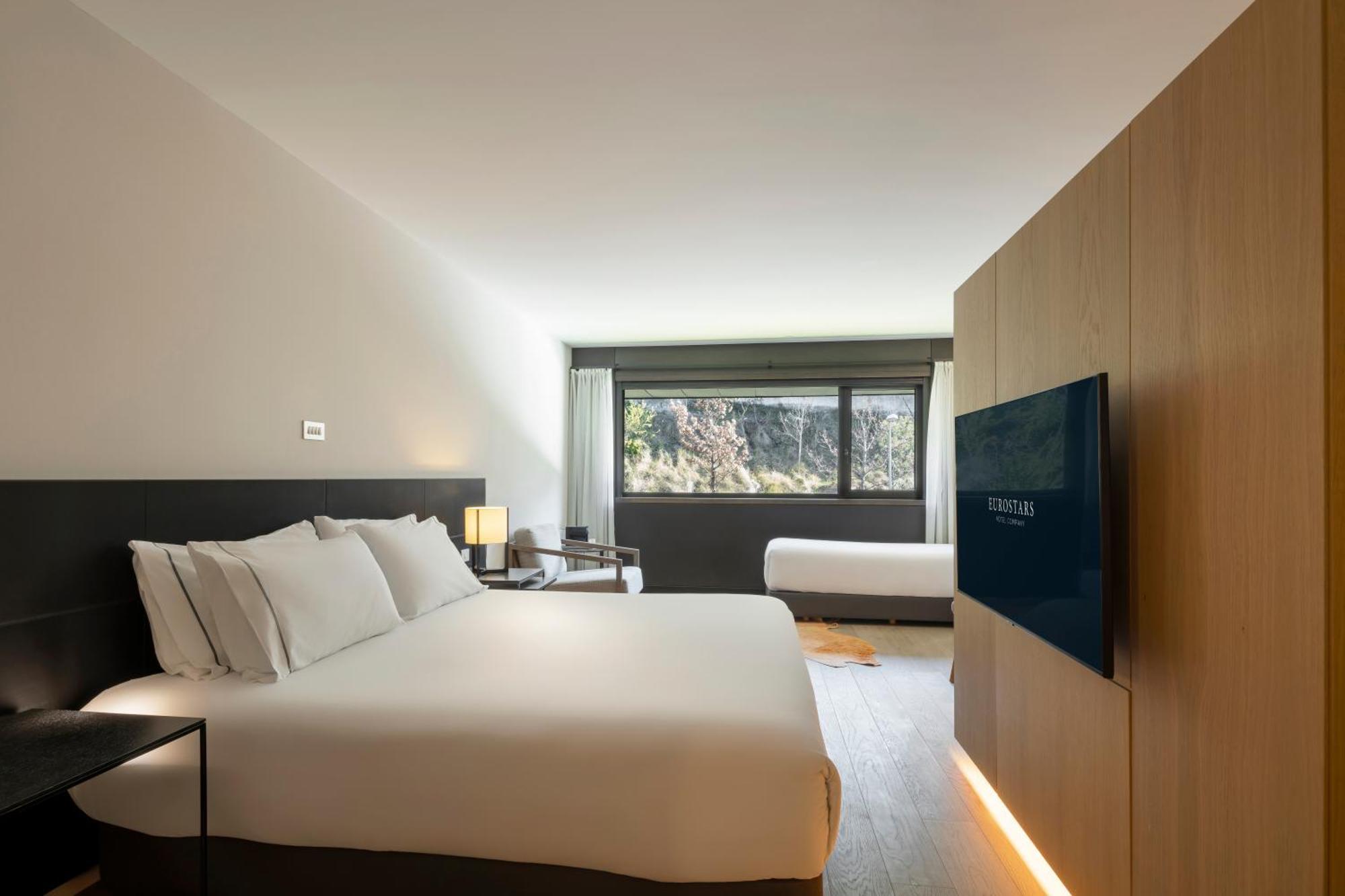 Eurostars Pamplona Hotell Eksteriør bilde